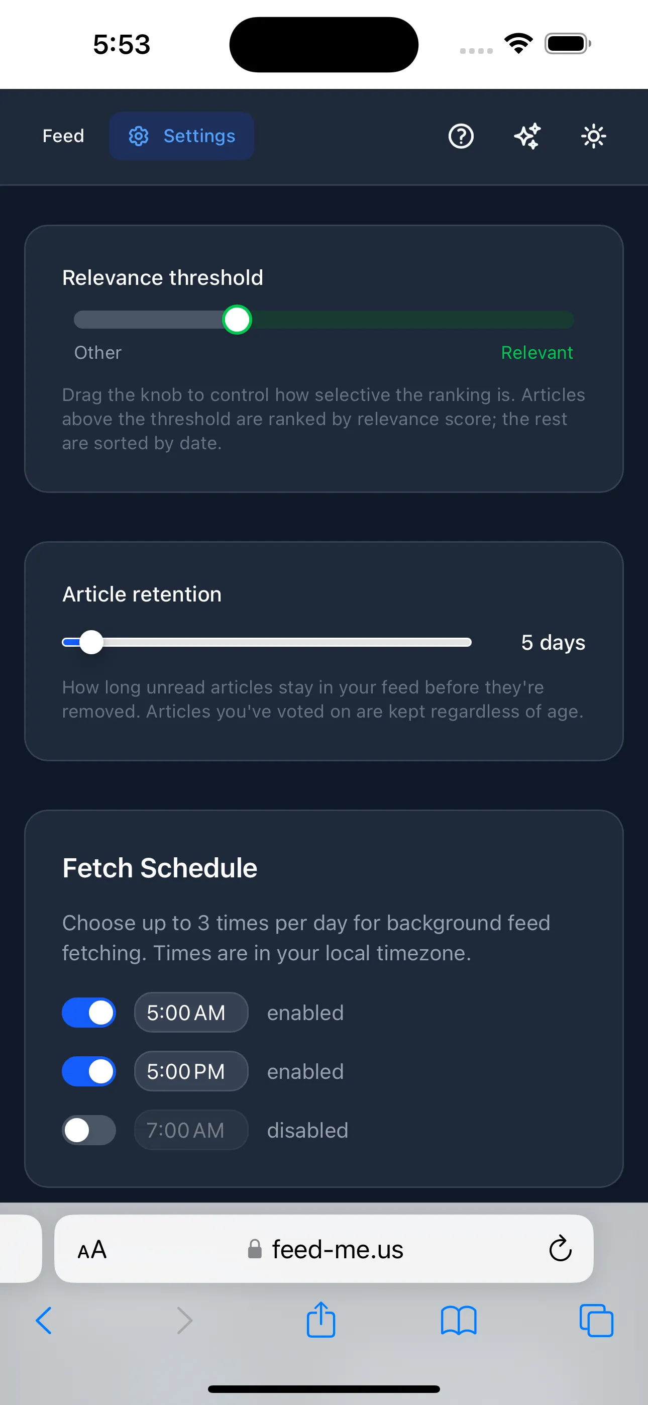 The settings panel showing the Relevance and Retention sliders and the fetch schedule controls.